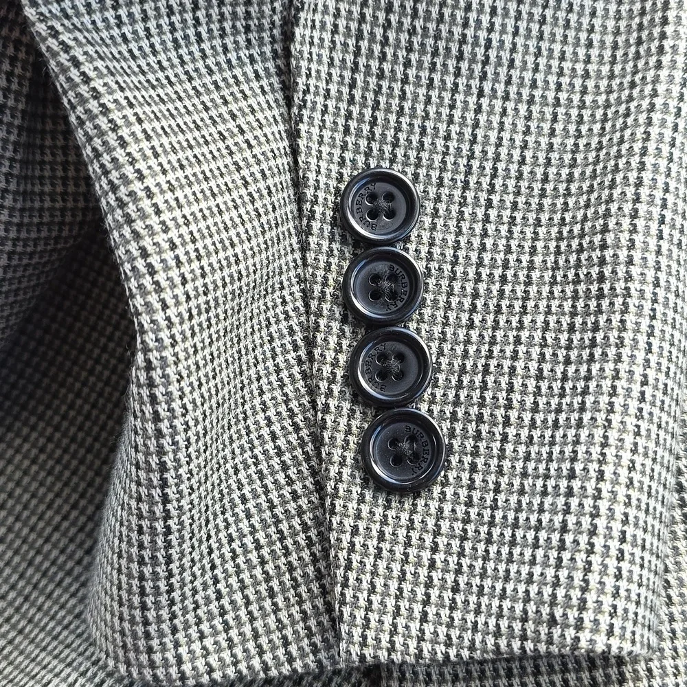 BURBERRY PERFECT SHAPE Tan,grey And Black Plaid Jacket with Wool Grey Trim